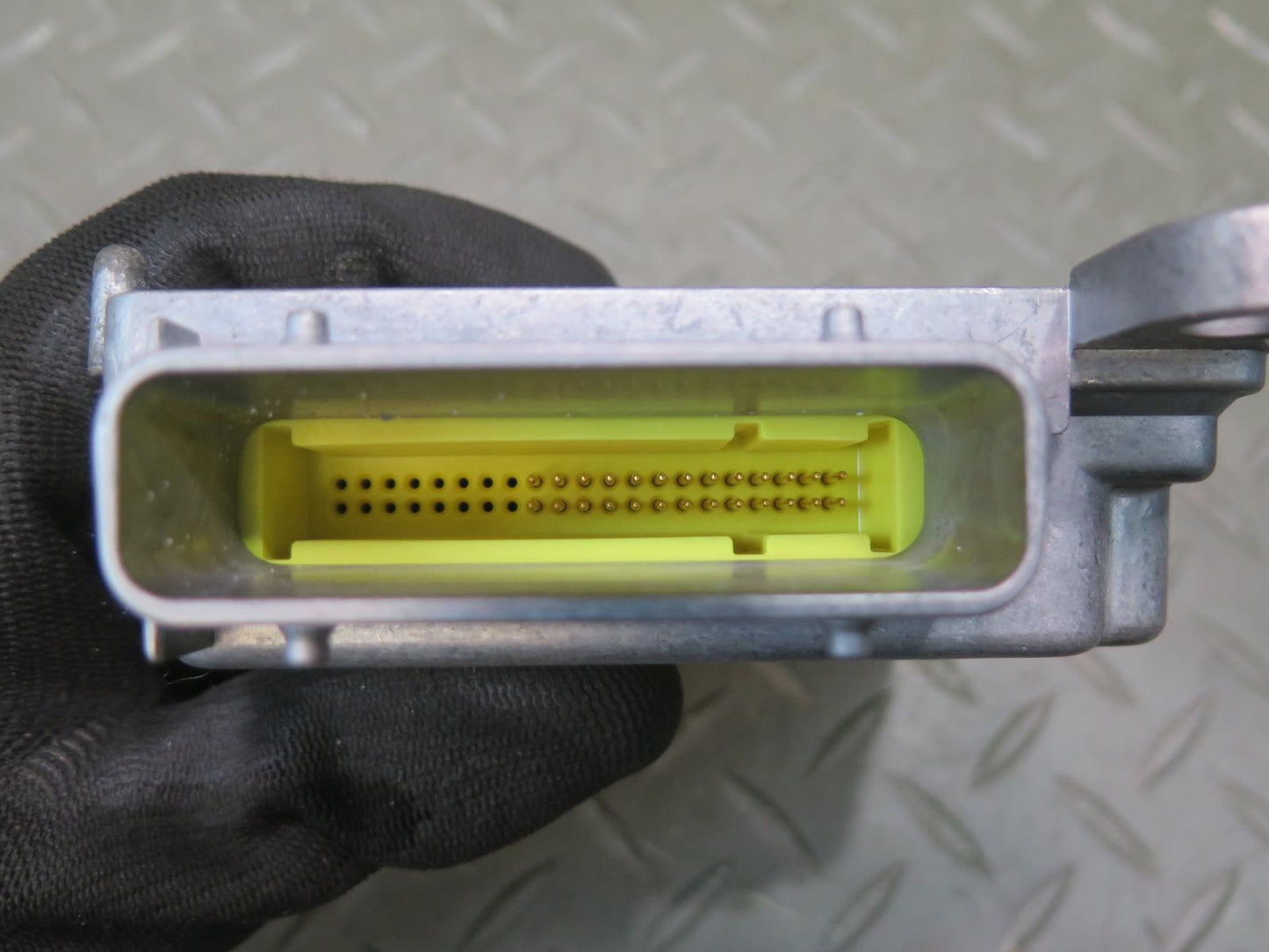 06-07 HUMMER H2 SRS AIRBAG CONTROL MODULE UNIT 15814448 OEM