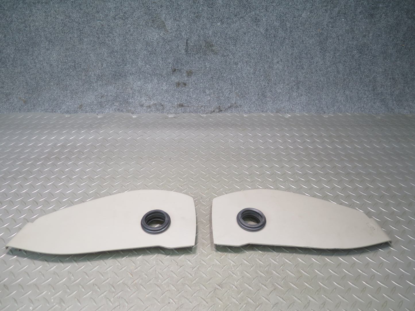 2003-2007 Hummer H2 Dash Front Left & Right END Trim Cover Panel Set of 2