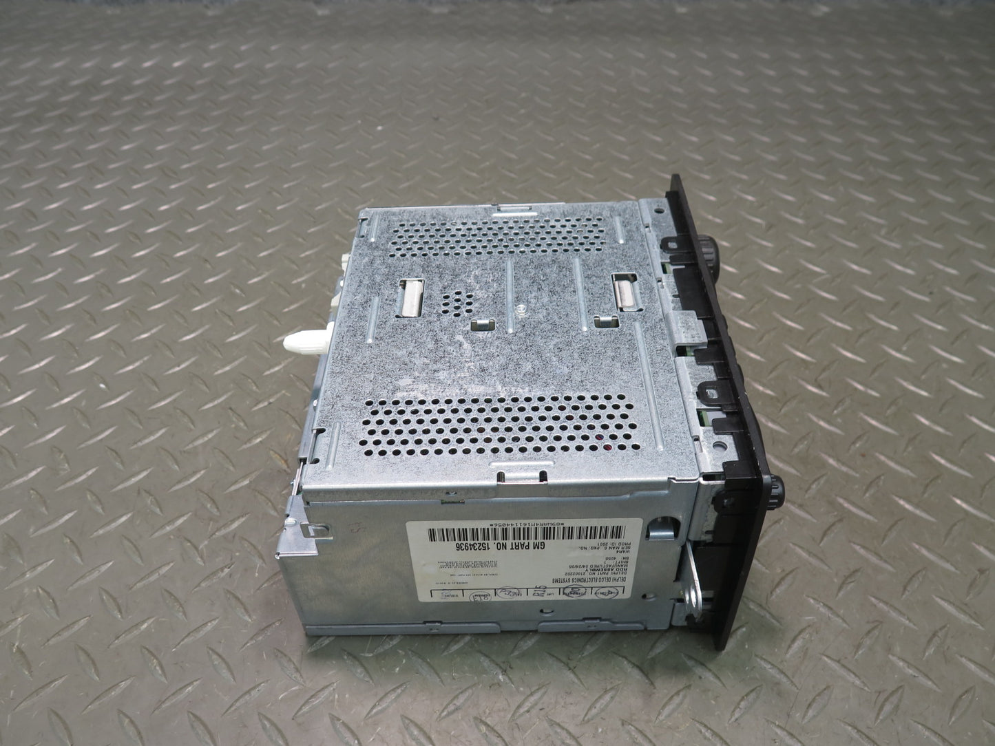 2006 Hummer H2 Radio CD Player Receiver Head Unit 15234936