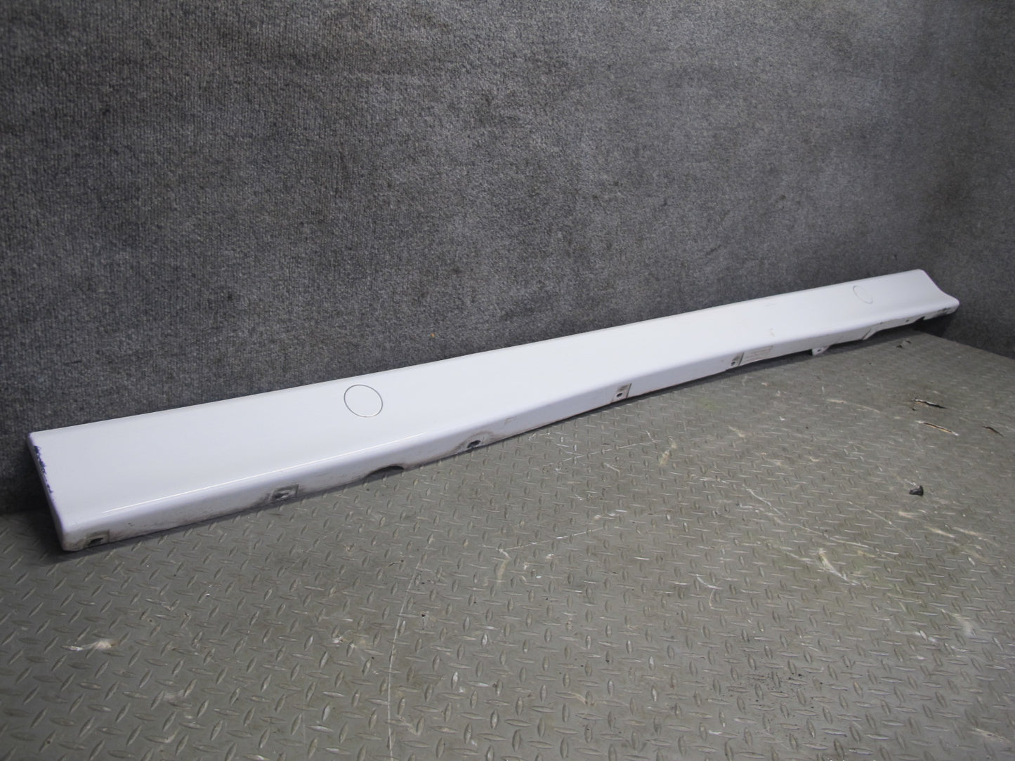 94-99 BMW E36 328ic 2DOOR M-tech Set of 2 Side Skirt Rocker Panel Molding OEM