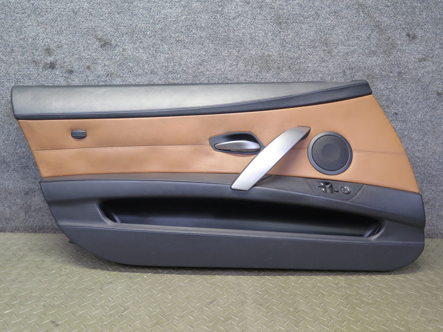06-08 BMW E85 Z4 Front Left Interior Door Panel w Window Mirror Switch Brown OEM