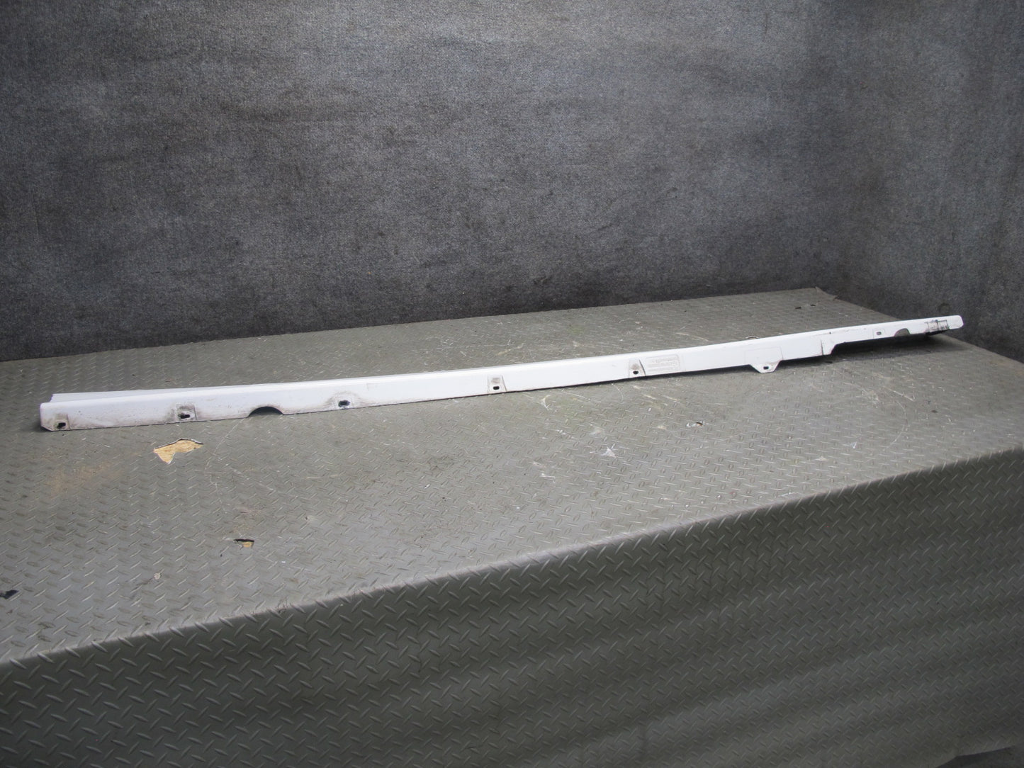 94-99 BMW E36 328ic 2DOOR M-tech Set of 2 Side Skirt Rocker Panel Molding OEM