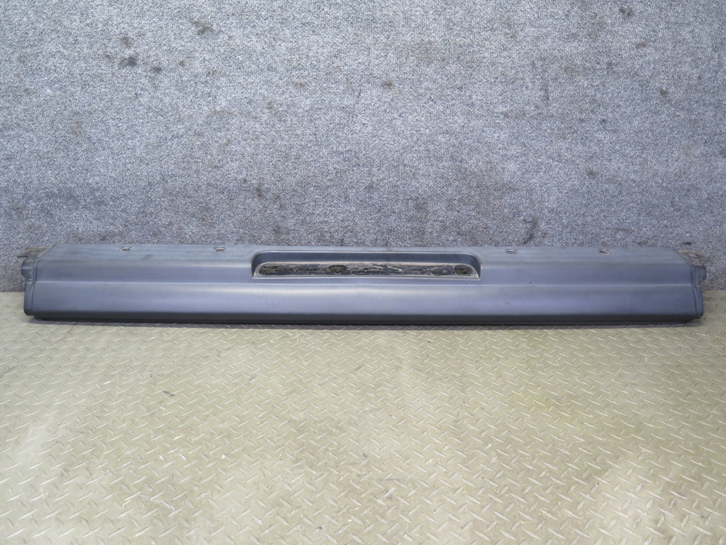 2005-2009 Hummer H2 SUT Rear Hatch Upper Spoiler Molding