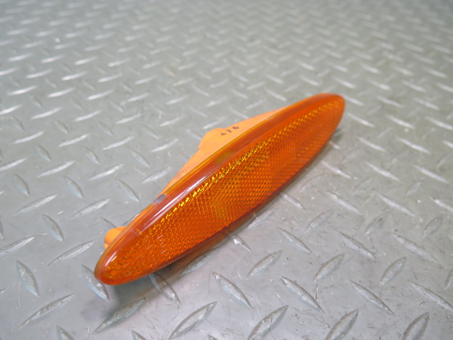 02-10 Lexus UZZ40L SC430 Set of 2 Front Left & Right Side Marker Light Lamp OEM