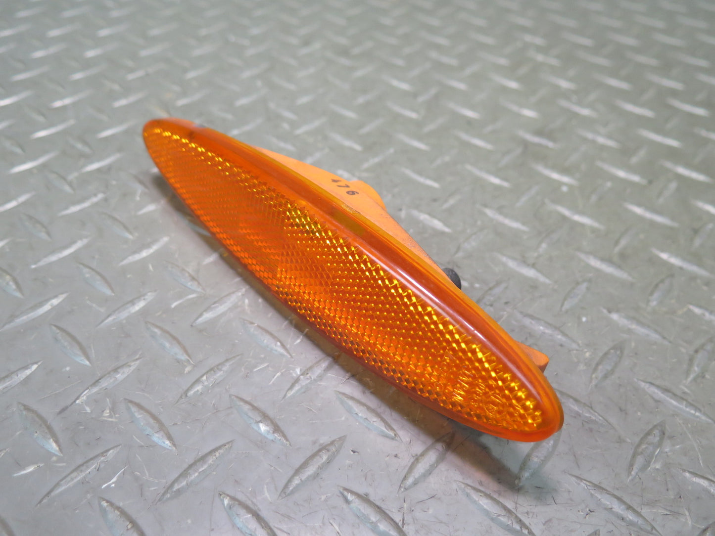 02-10 Lexus UZZ40L SC430 Set of 2 Front Left & Right Side Marker Light Lamp OEM