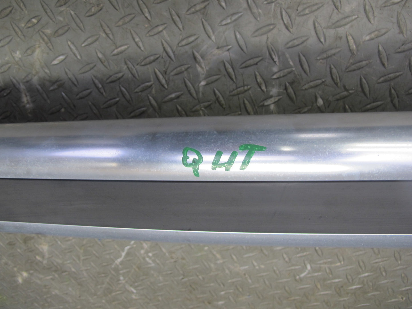 2003-2009 Hummer H2 Upper Roof Luggage Rack Rail Cross Cargo Bar