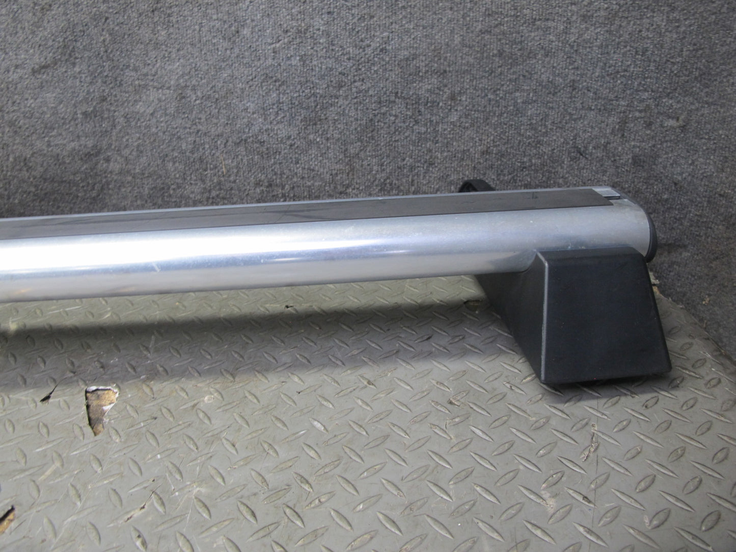 2003-2009 Hummer H2 Upper Roof Luggage Rack Rail Cross Cargo Bar