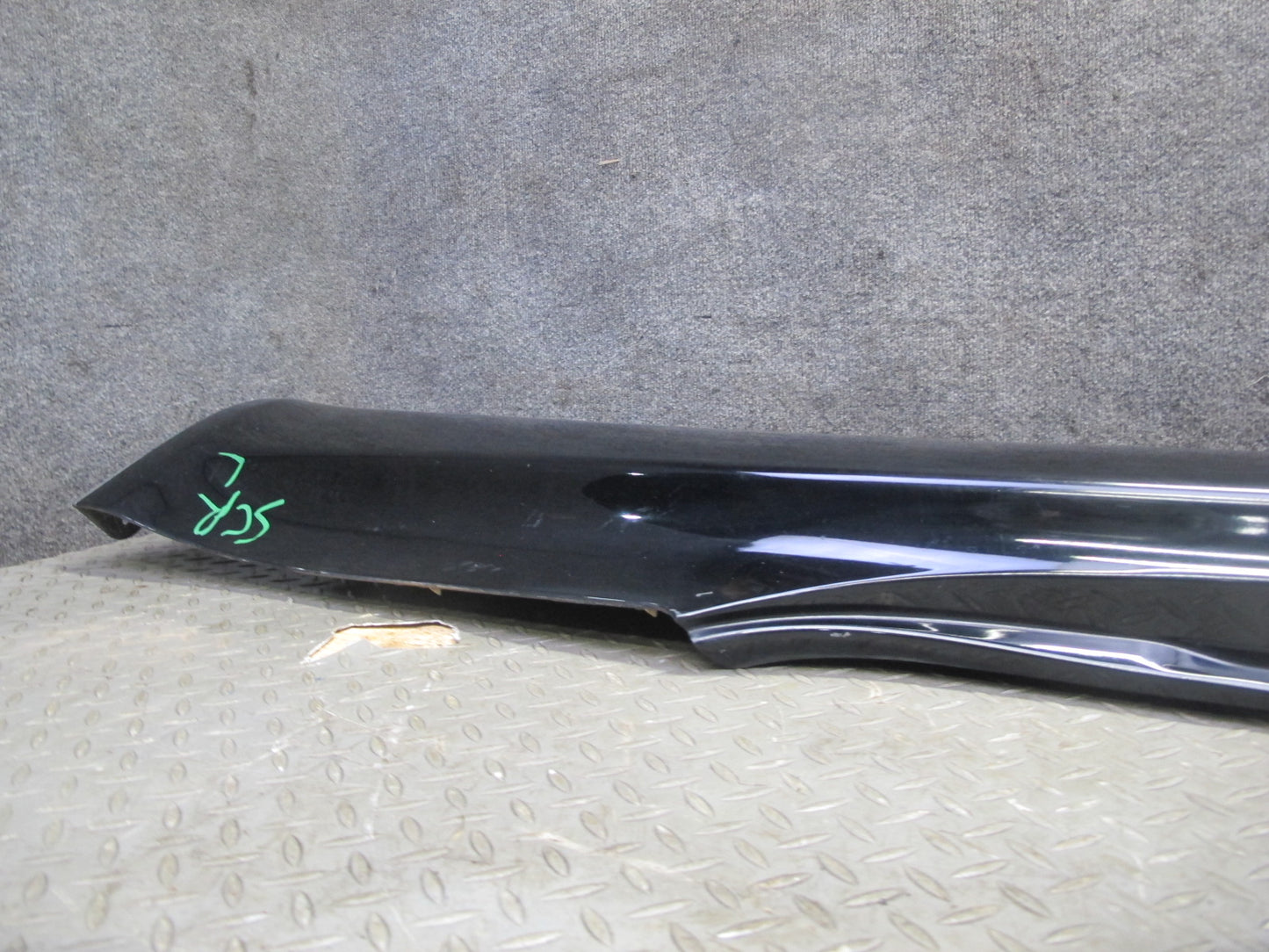 02-05 Lexus SC430 UZZ40L Set of 2 Left & Right Side Skirt Rocker Panel Black OEM