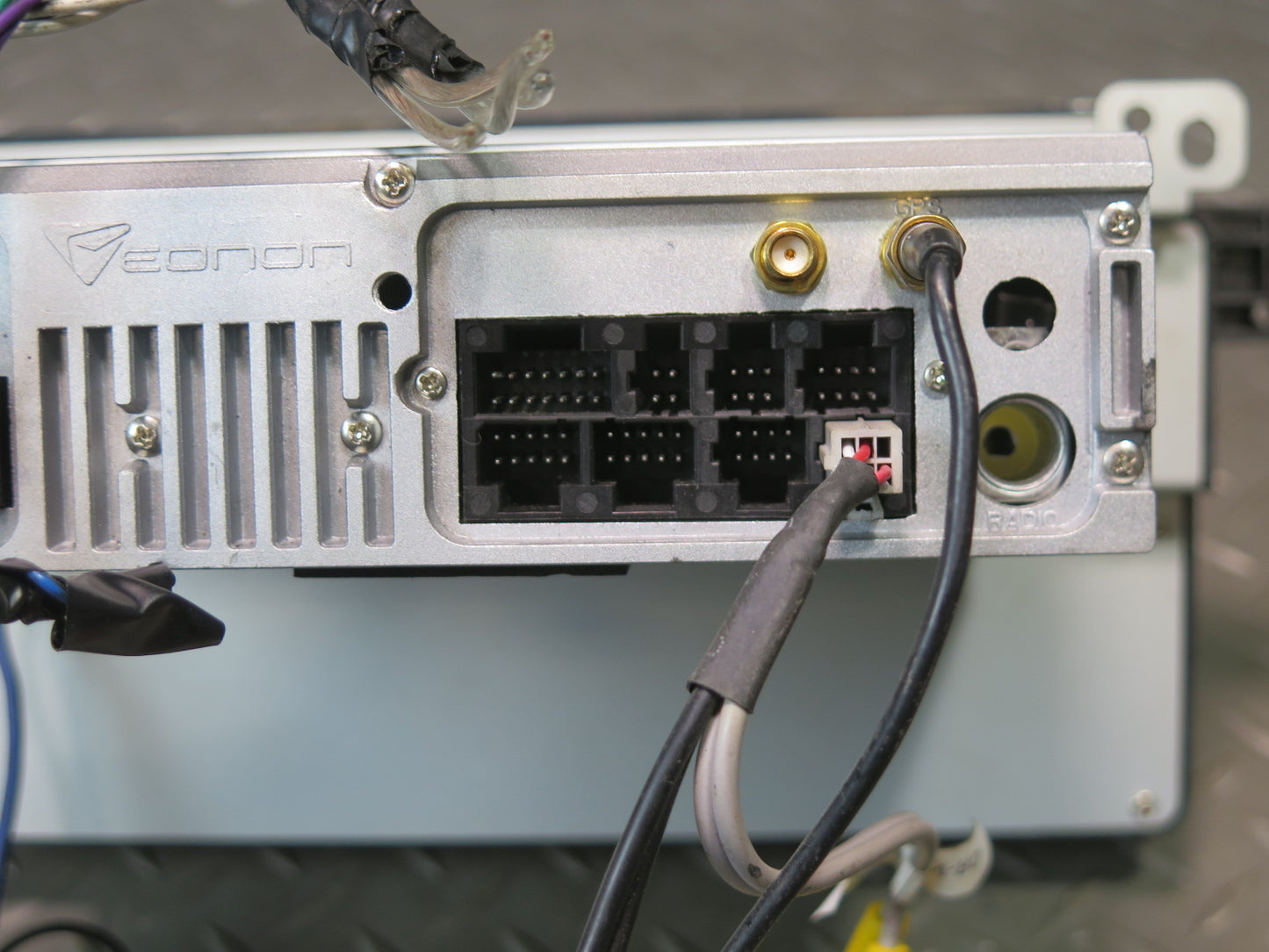 2001-2006 BMW E46 M3 Eonon GA9450B Car Stereo Radio Android Multimedia Head Unit