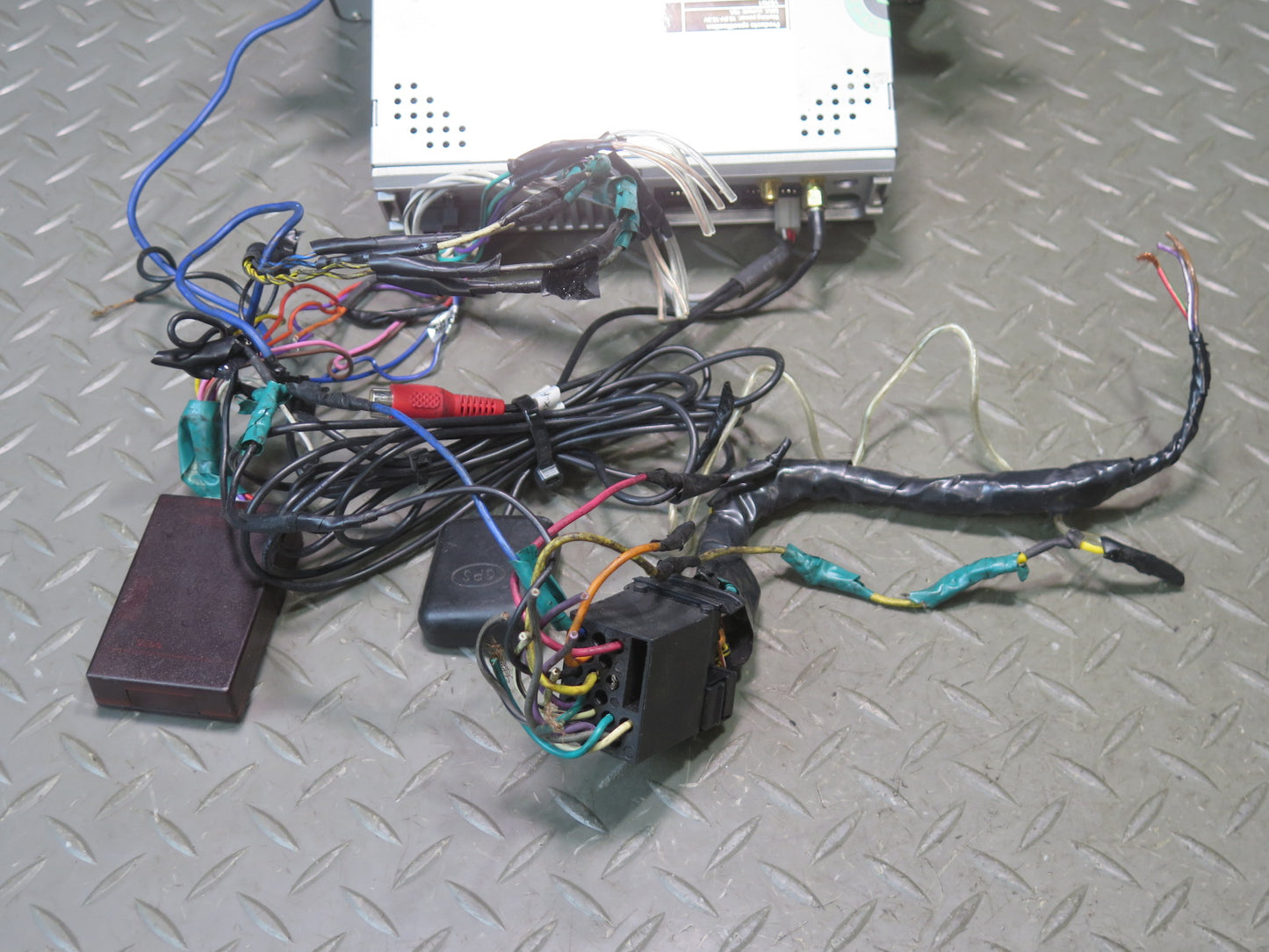 2001-2006 BMW E46 M3 Eonon GA9450B Car Stereo Radio Android Multimedia Head Unit