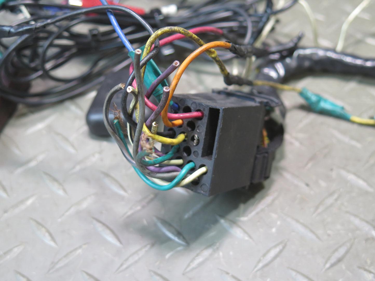 2001-2006 BMW E46 M3 Eonon GA9450B Car Stereo Radio Android Multimedia Head Unit