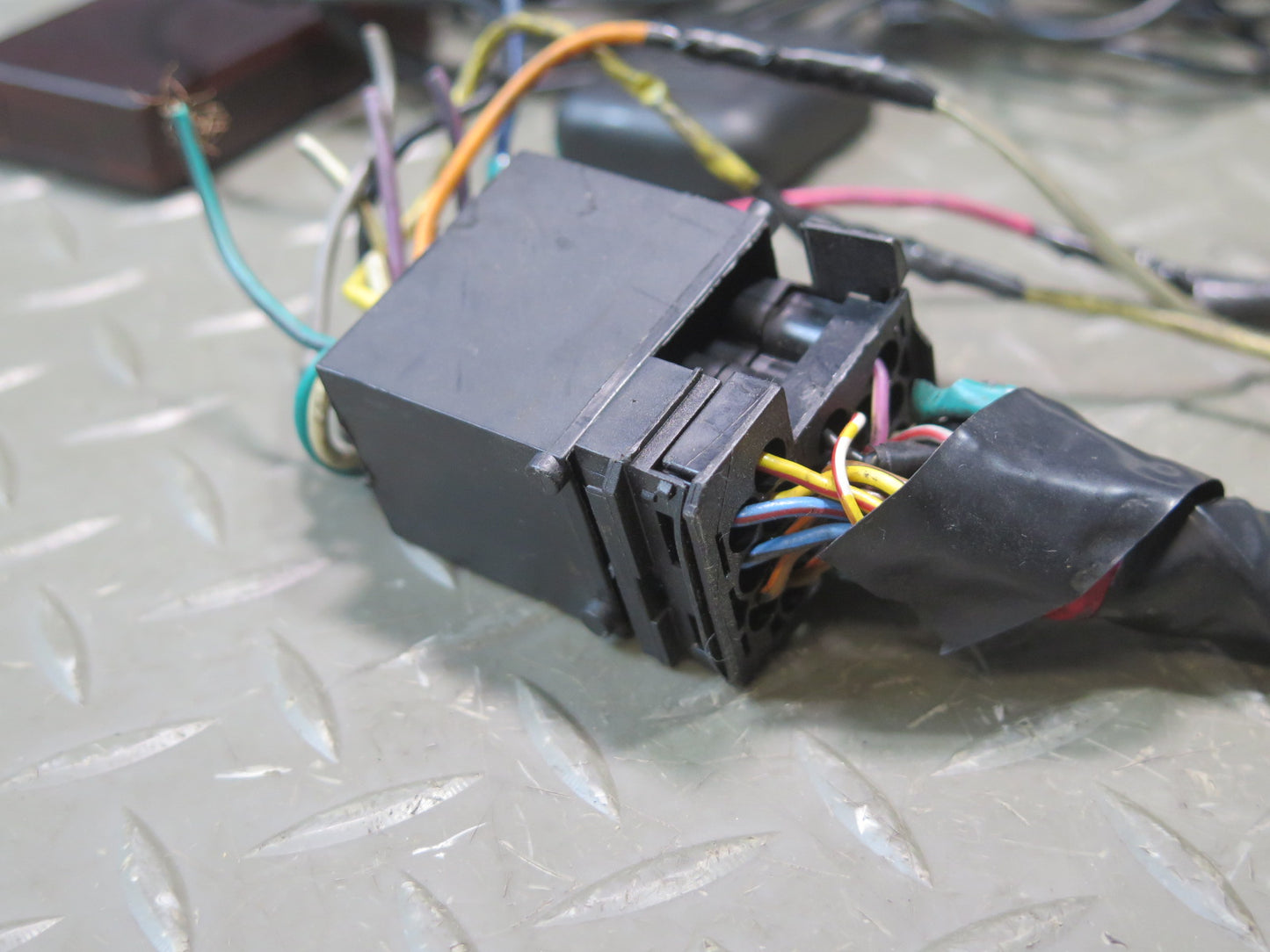 2001-2006 BMW E46 M3 Eonon GA9450B Car Stereo Radio Android Multimedia Head Unit