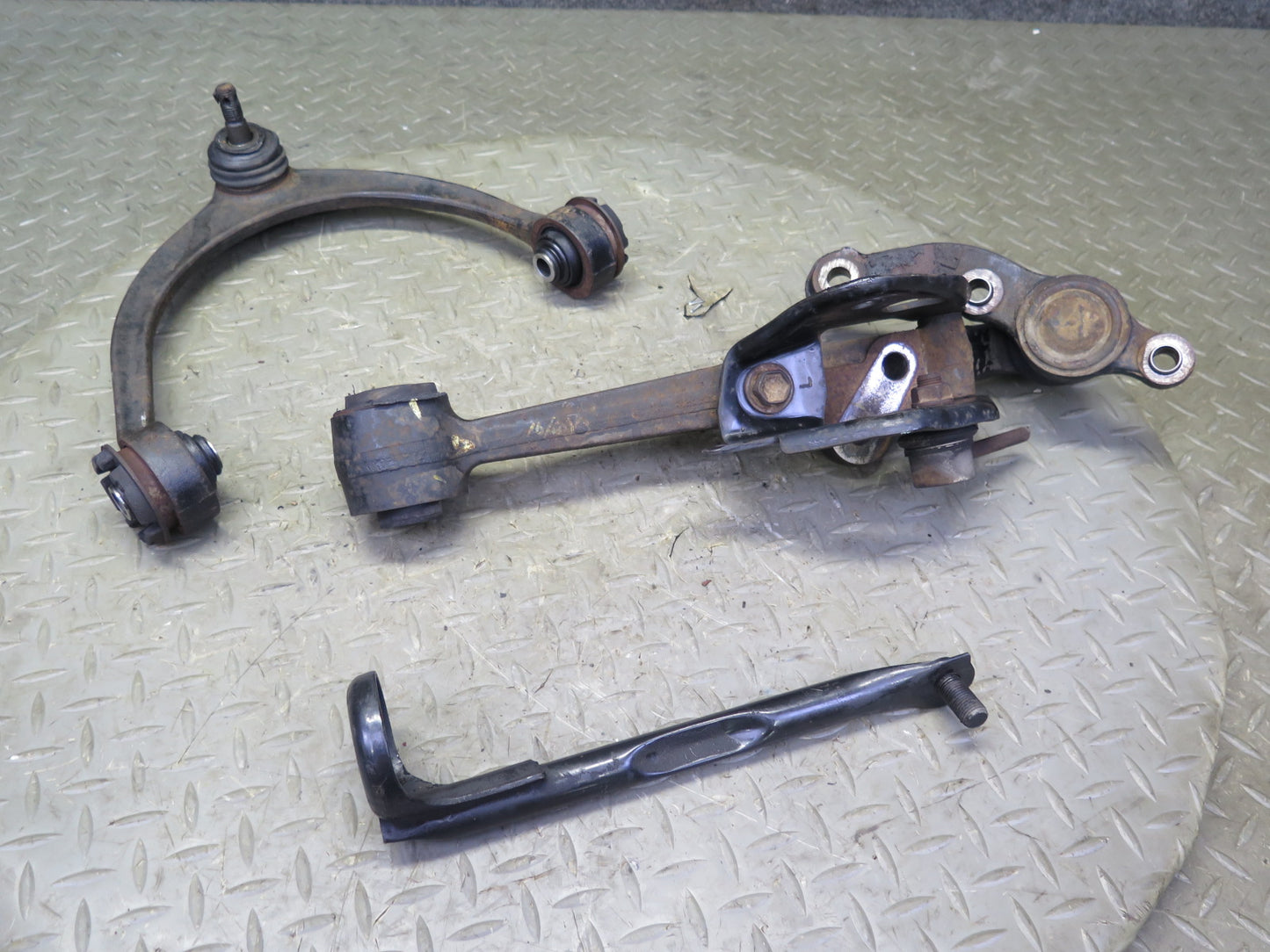 98-00 Lexus UCF20L LS400 Set of 3 Front Left Upper & Lower Control Arm OEM