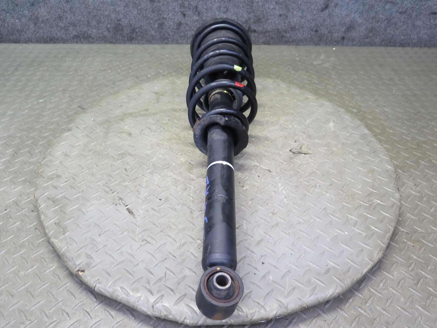 98-00 Lexus UCF20L LS400 RWD Rear Left Strut Shock Absorber OEM
