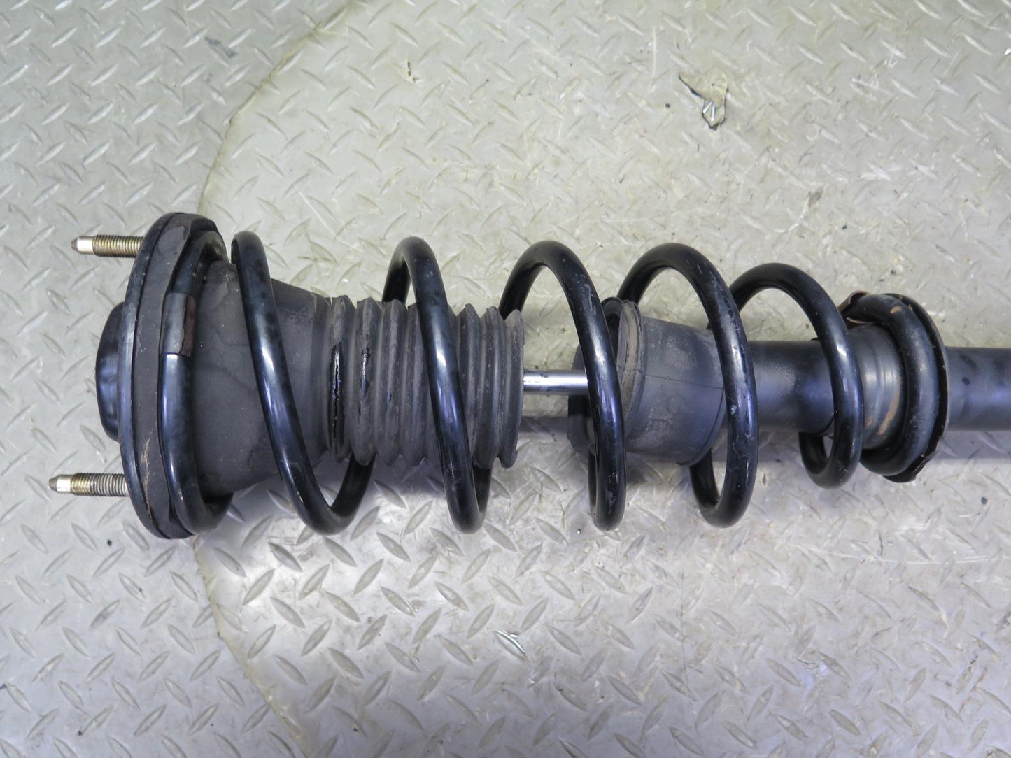 98-00 Lexus UCF20L LS400 RWD Rear Left Strut Shock Absorber OEM