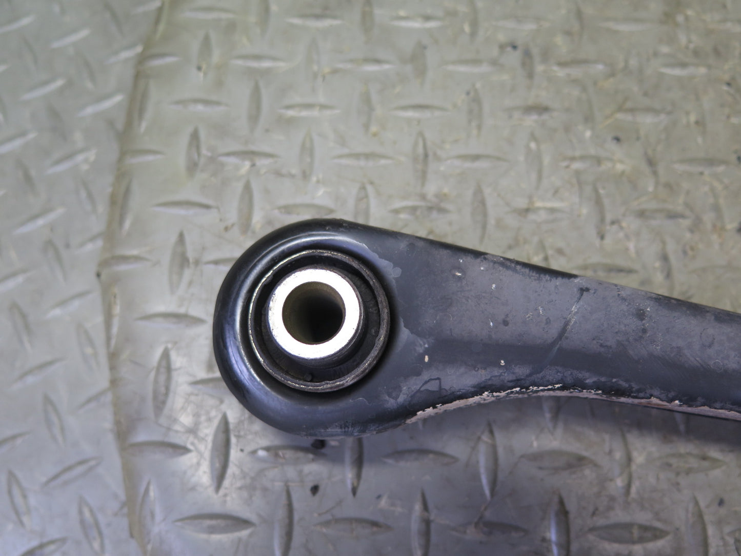 94-99 BMW E36 325iC 328iC Set of 2 Rear Right Upper & Lower Control Arm OEM