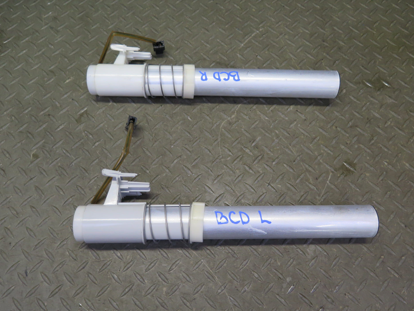 2006-2012 Bentley Flying Spur 6.0L Engine Left & Right Side Fuel Pump Assembly