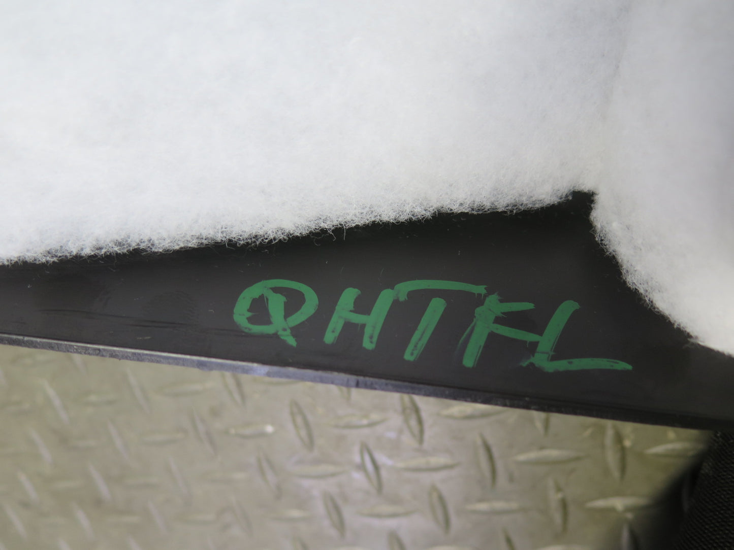 2003-2007 Hummer H2 Left & Right Interior B Pillar Trim Cover Panel Set of 2