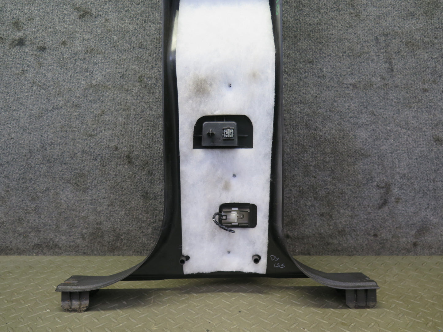 2003-2007 Hummer H2 Left & Right Interior B Pillar Trim Cover Panel Set of 2