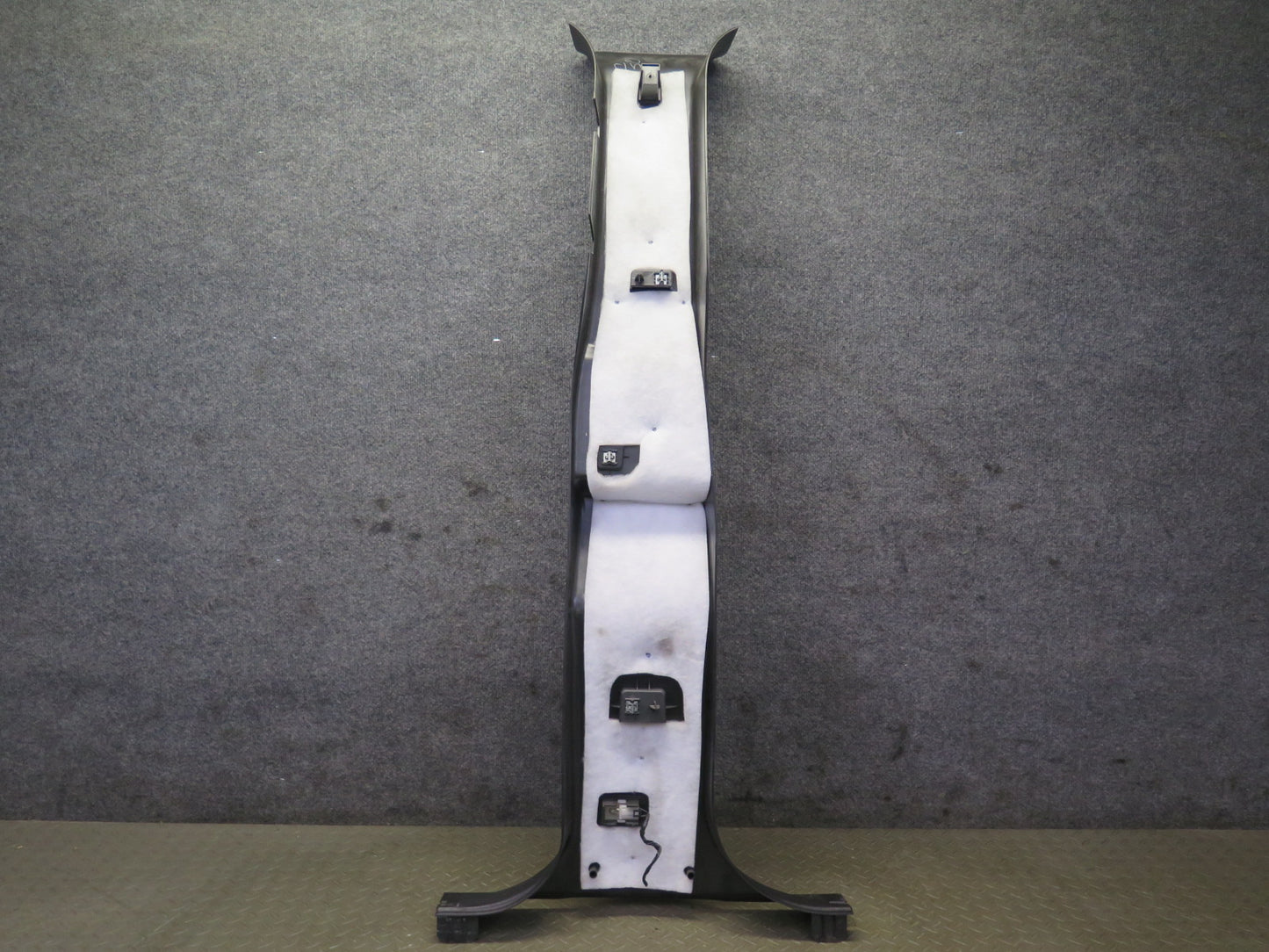 2003-2007 Hummer H2 Left & Right Interior B Pillar Trim Cover Panel Set of 2