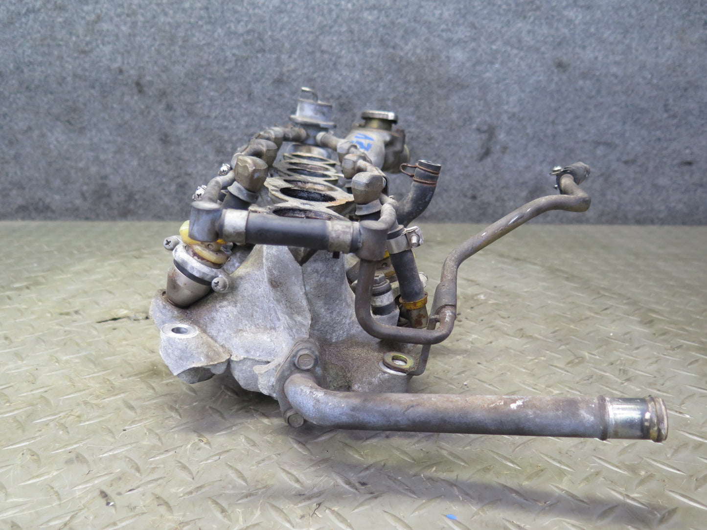 84-86 Nissan Z31 300ZX VG30ET Turbo Lower Intake Manifold w Fuel Rail 60K OEM