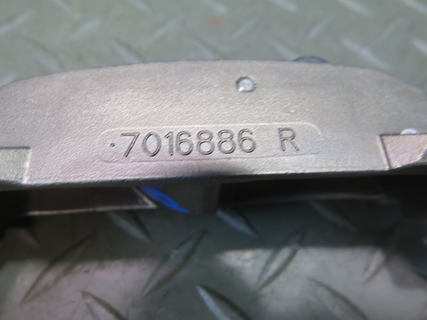 03-08 BMW E85 Z4 Set of 2 Left & Right Soft TOP Lock Striker Latch OEM