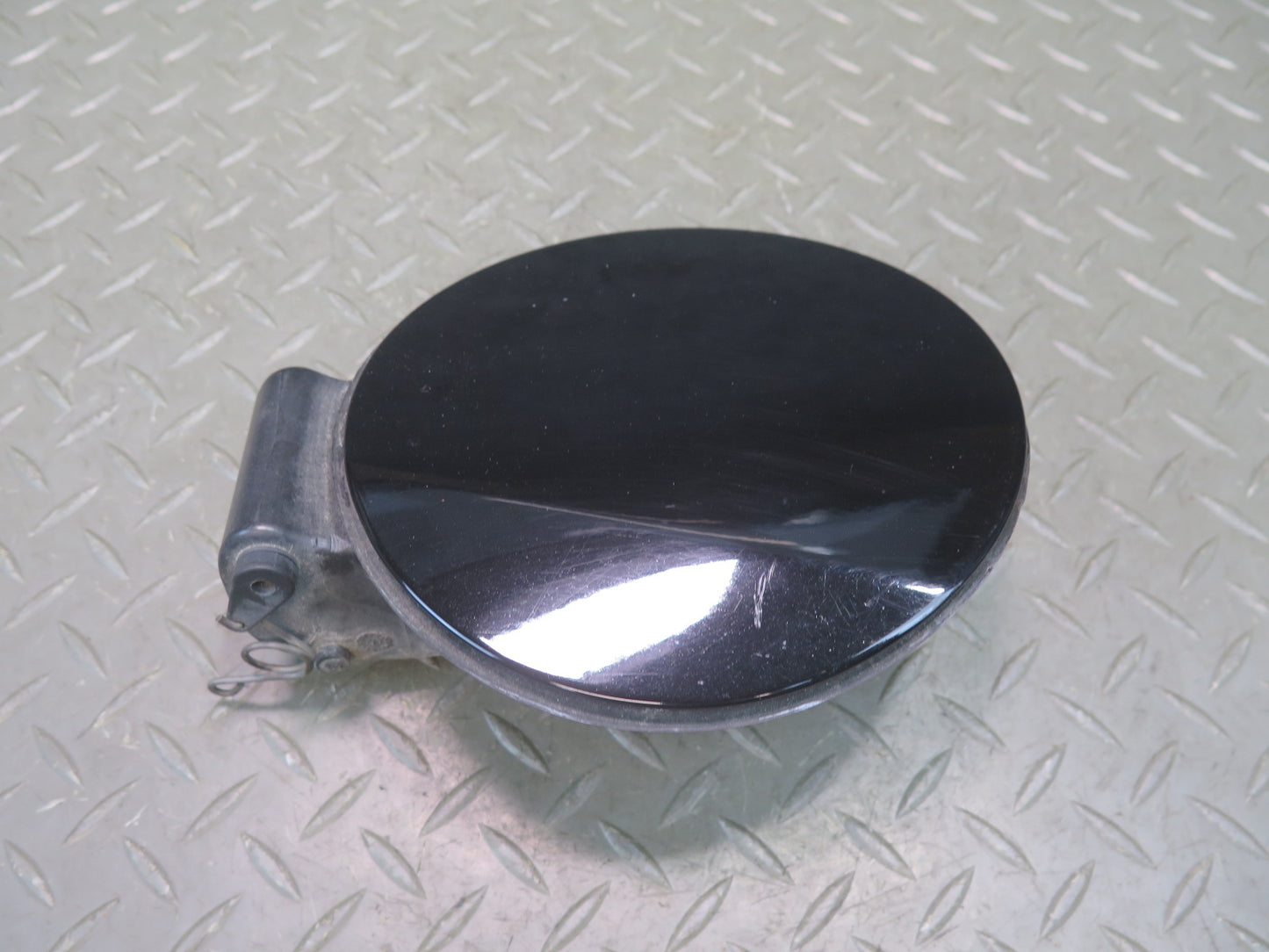 03-08 BMW E85 Z4 Fuel Tank Filler Door Lid Cover w Housing OEM