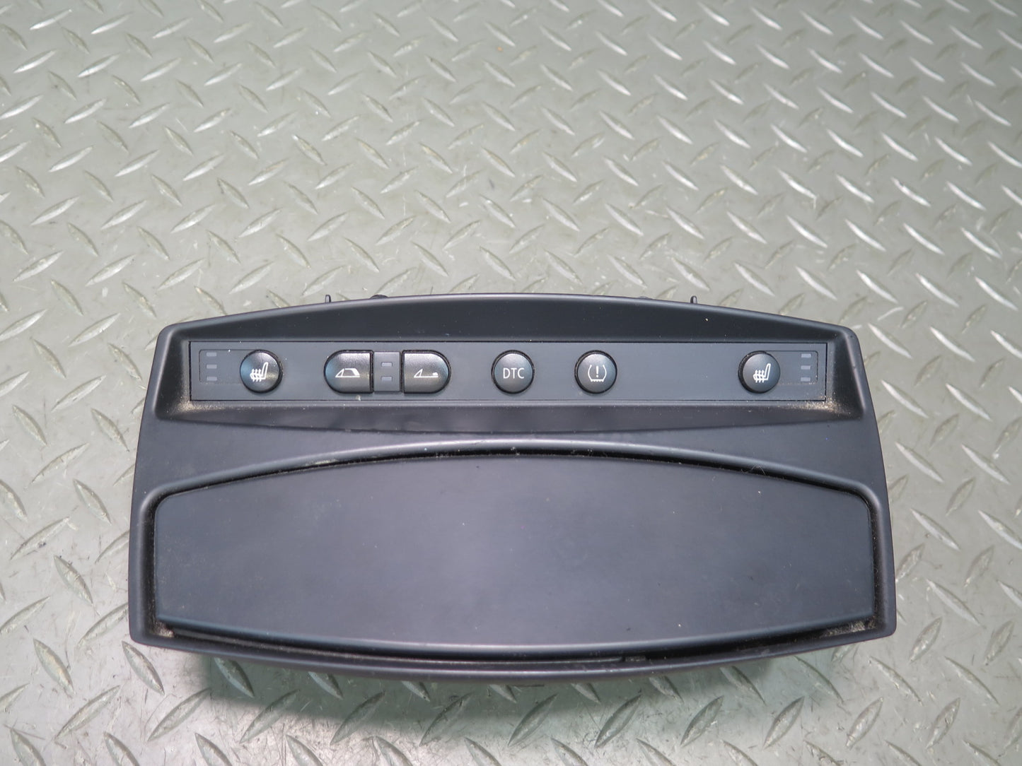 06-08 BMW E85 Z4 Roadster Dash Center Console Ash Tray Button Switch Panel OEM