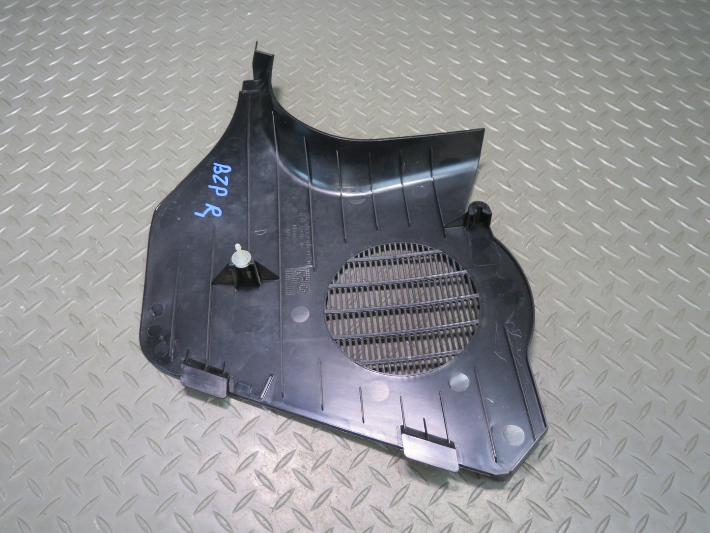 03-08 BMW E86 E85 Z4 Set of 2 Front Left & Right Kick Trim Cover Panel Black OEM