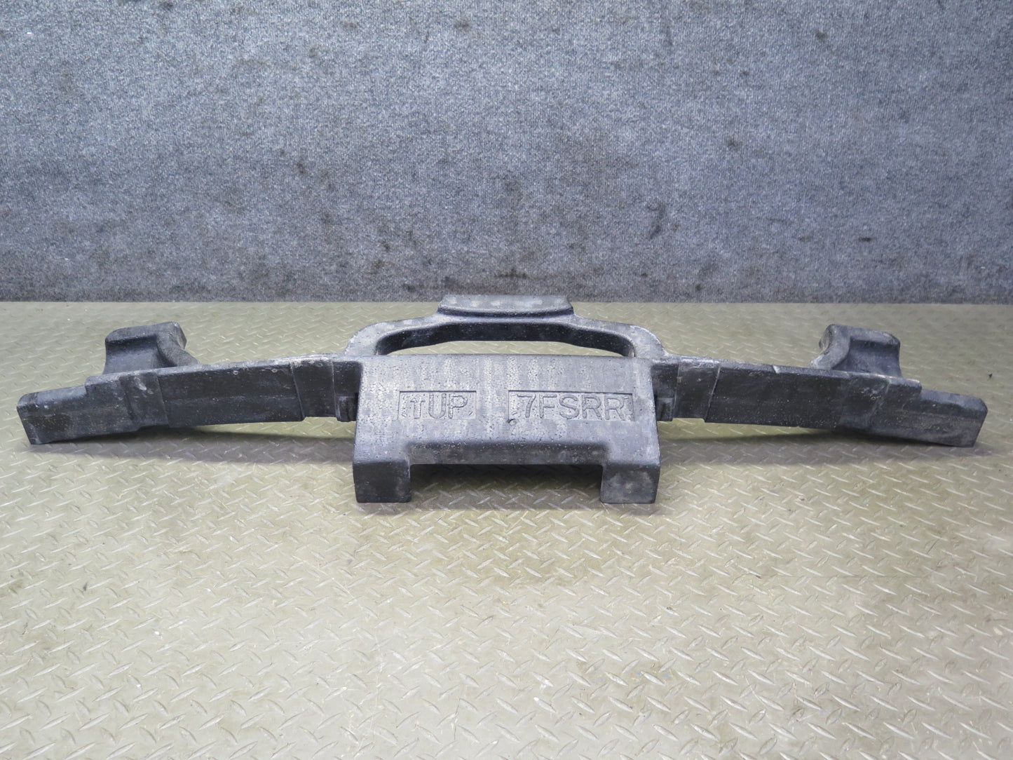 08-09 Lexus Is-f Rear Bumper Foam Absorber 52615-53070 OEM