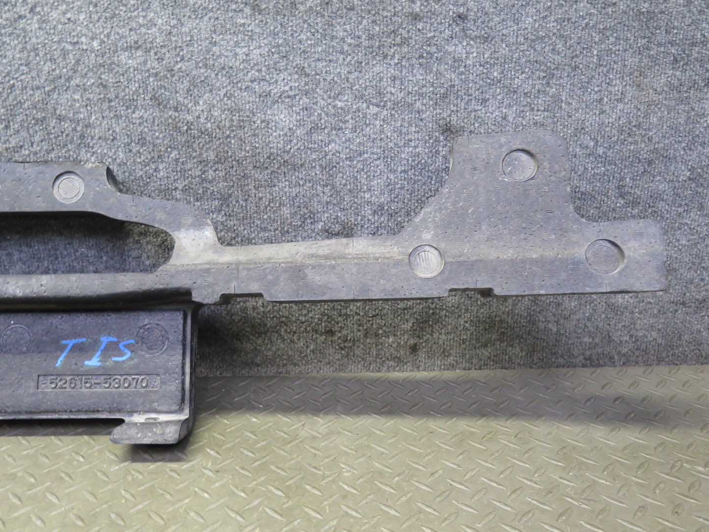 08-09 Lexus Is-f Rear Bumper Foam Absorber 52615-53070 OEM