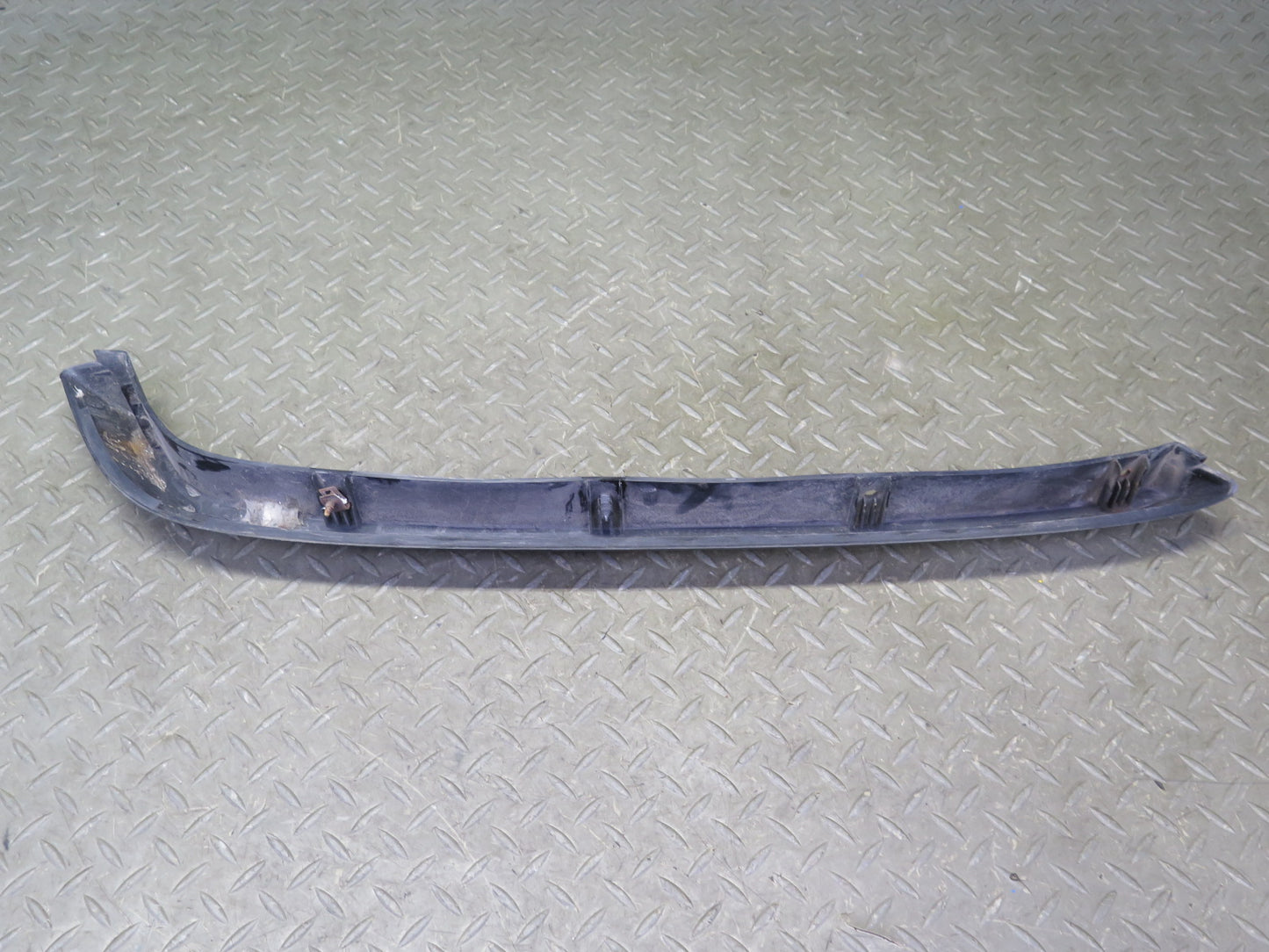 2003-2009 Hummer H2 Front Left Fender Flare Wheel Arch Molding 15200466