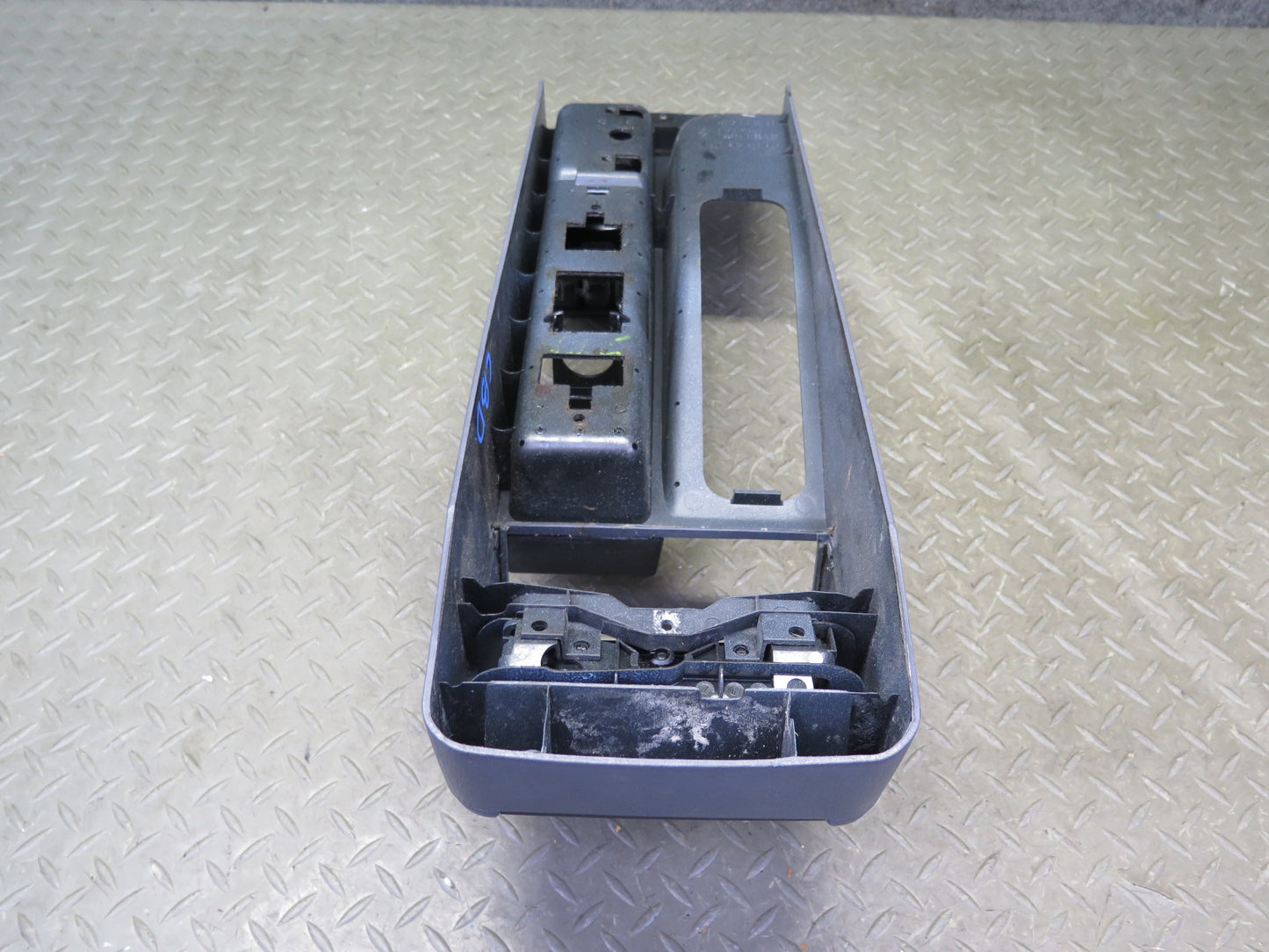 96-99 BMW E36 328iC Convertible Center Console Trim Cover Panel w CUP Holder OEM