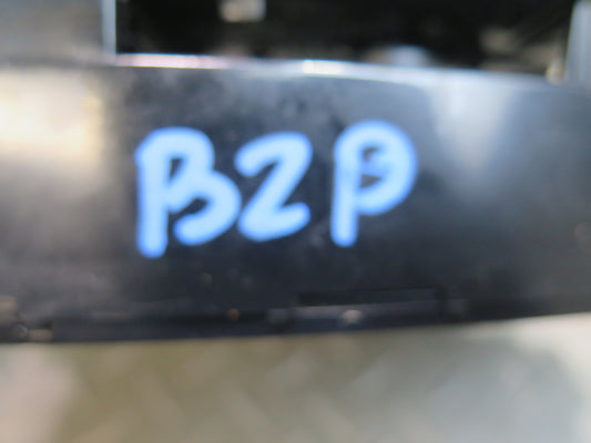 03-08 BMW E86 E85 Z4 Dash Right Air Vent Grille w CUP Holder Black 6945400 OEM