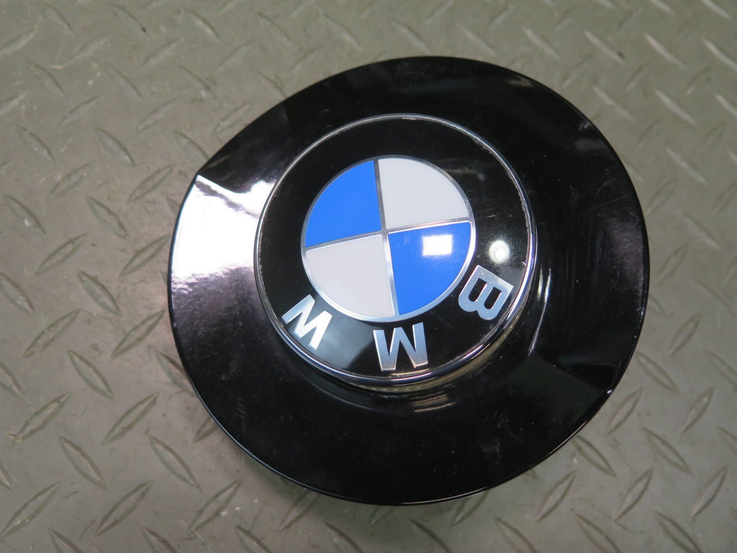 05-08 BMW E85 E86 Z4 Front Left & Right Fender Turn Signal Light Logo Set OEM