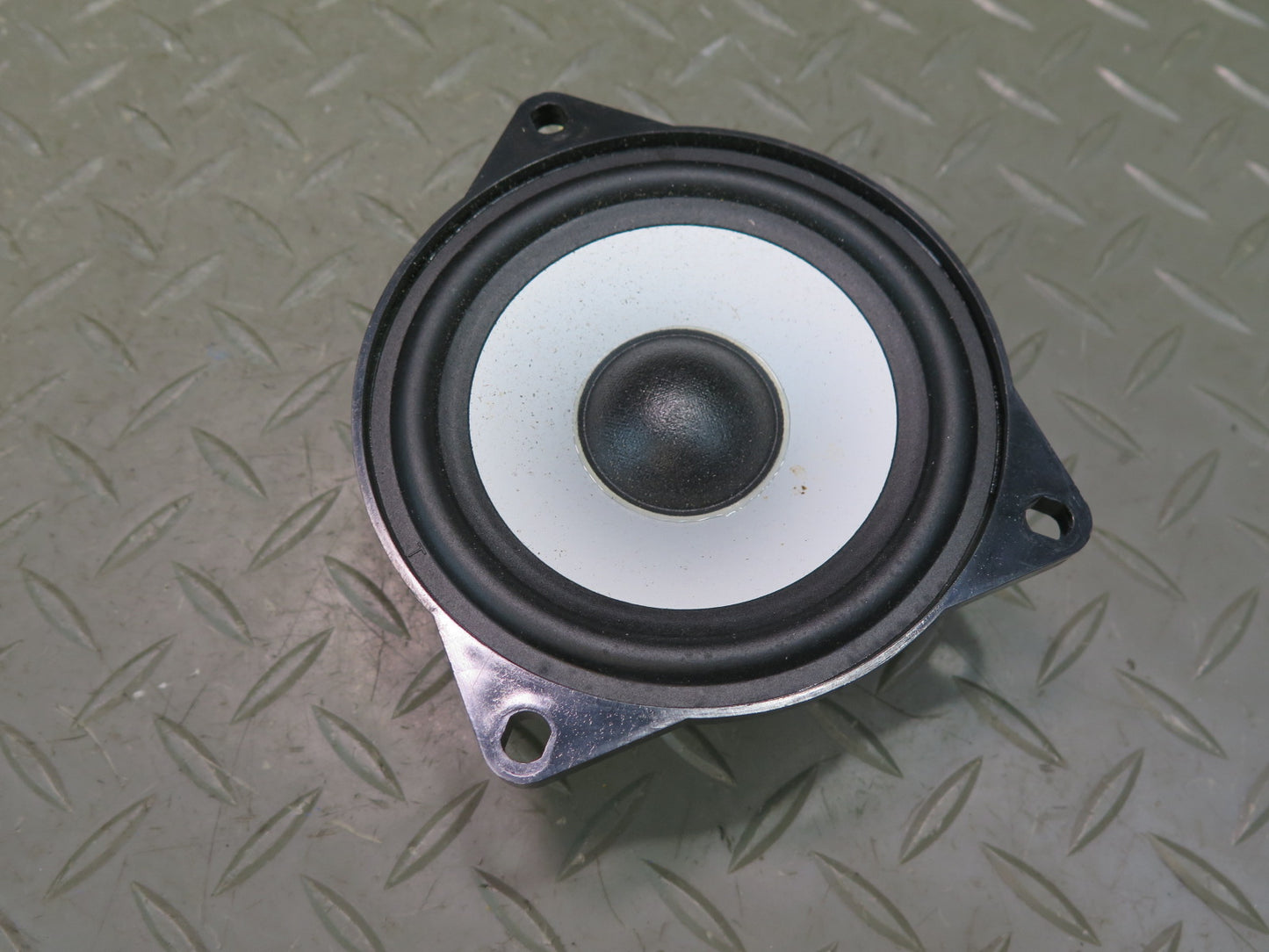 03-08 BMW Z4 E85 Set of 2 Front or Rear TOP Hi-fi MID Range Speaker OEM