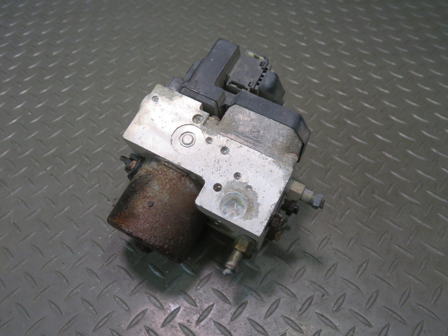 2003-2007 Hummer H2 Anti Lock Brake ABS Pump Module 0273004637