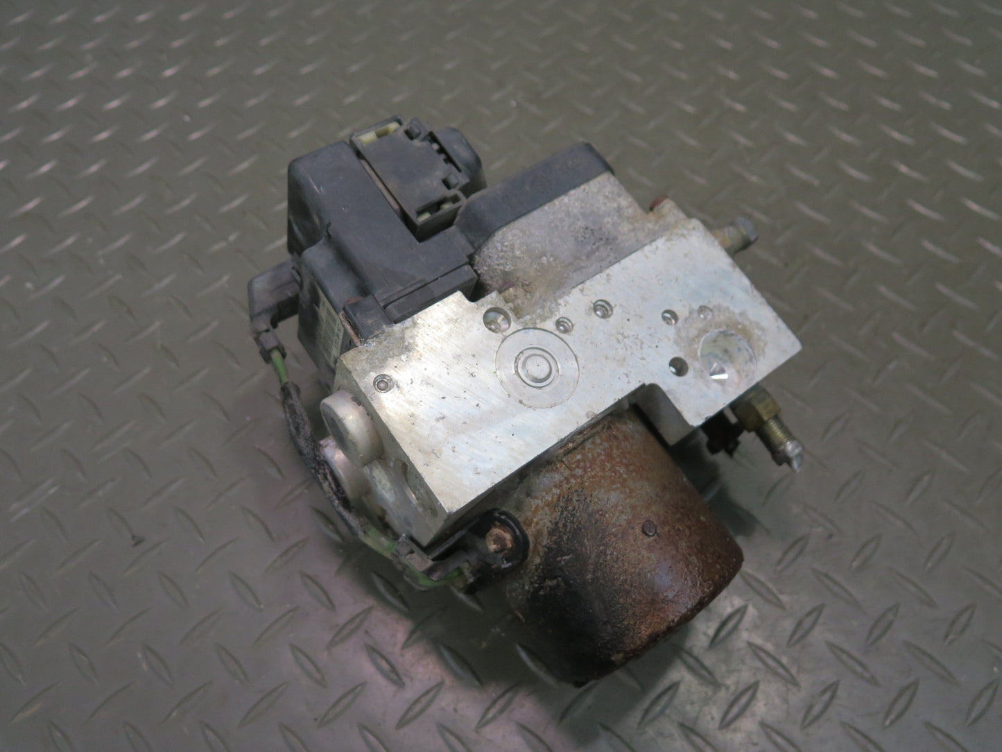 2003-2007 Hummer H2 Anti Lock Brake ABS Pump Module 0273004637