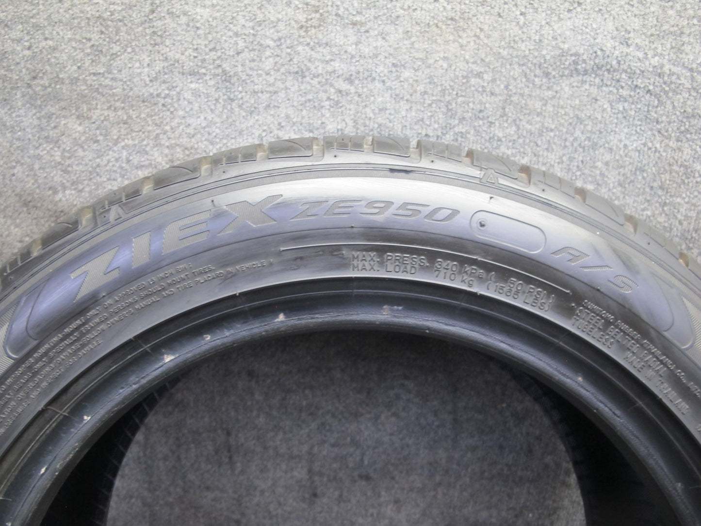 Set of 2 Falken Ziex ZE950 A/S Tire 225/50 R16 96V 3424 10/32 Tread