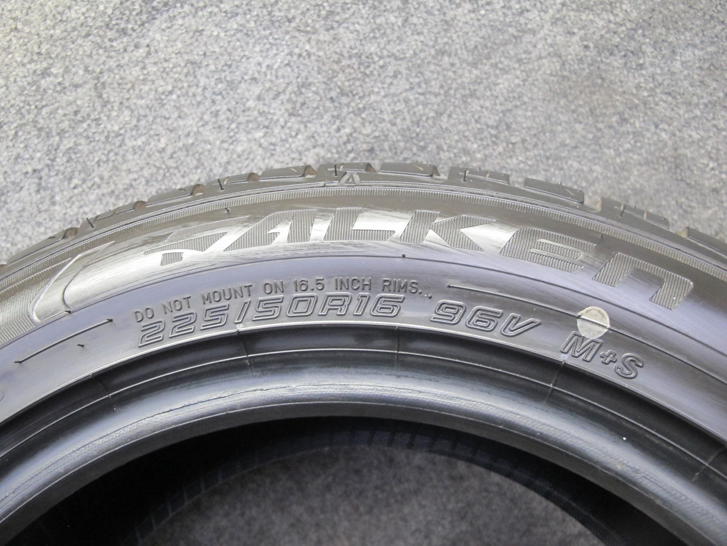 Set of 2 Falken Ziex ZE950 A/S Tire 225/50 R16 96V 3424 3524 10/32 Tread