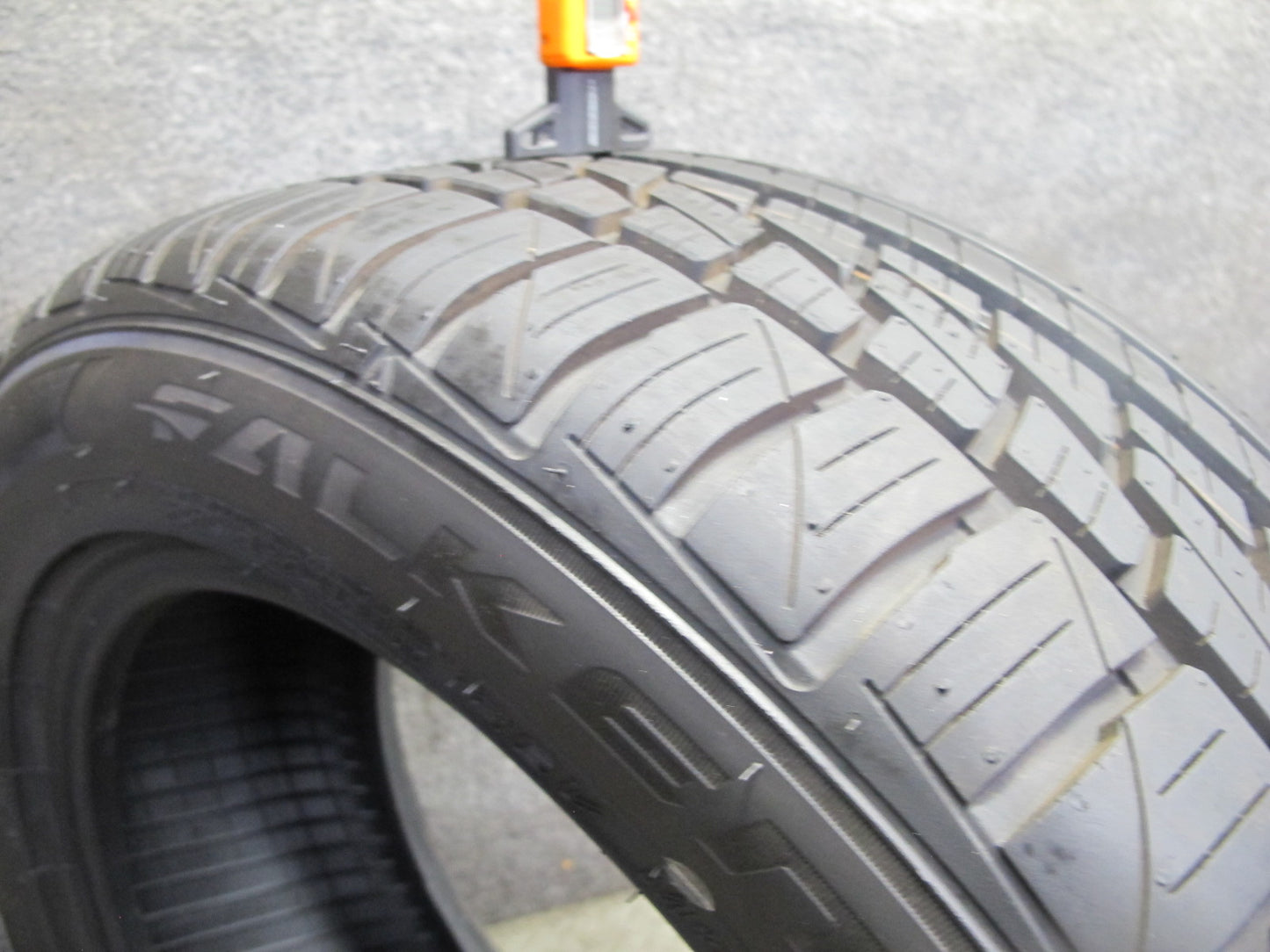 Set of 2 Falken Ziex ZE950 A/S Tire 225/50 R16 96V 3424 3524 10/32 Tread