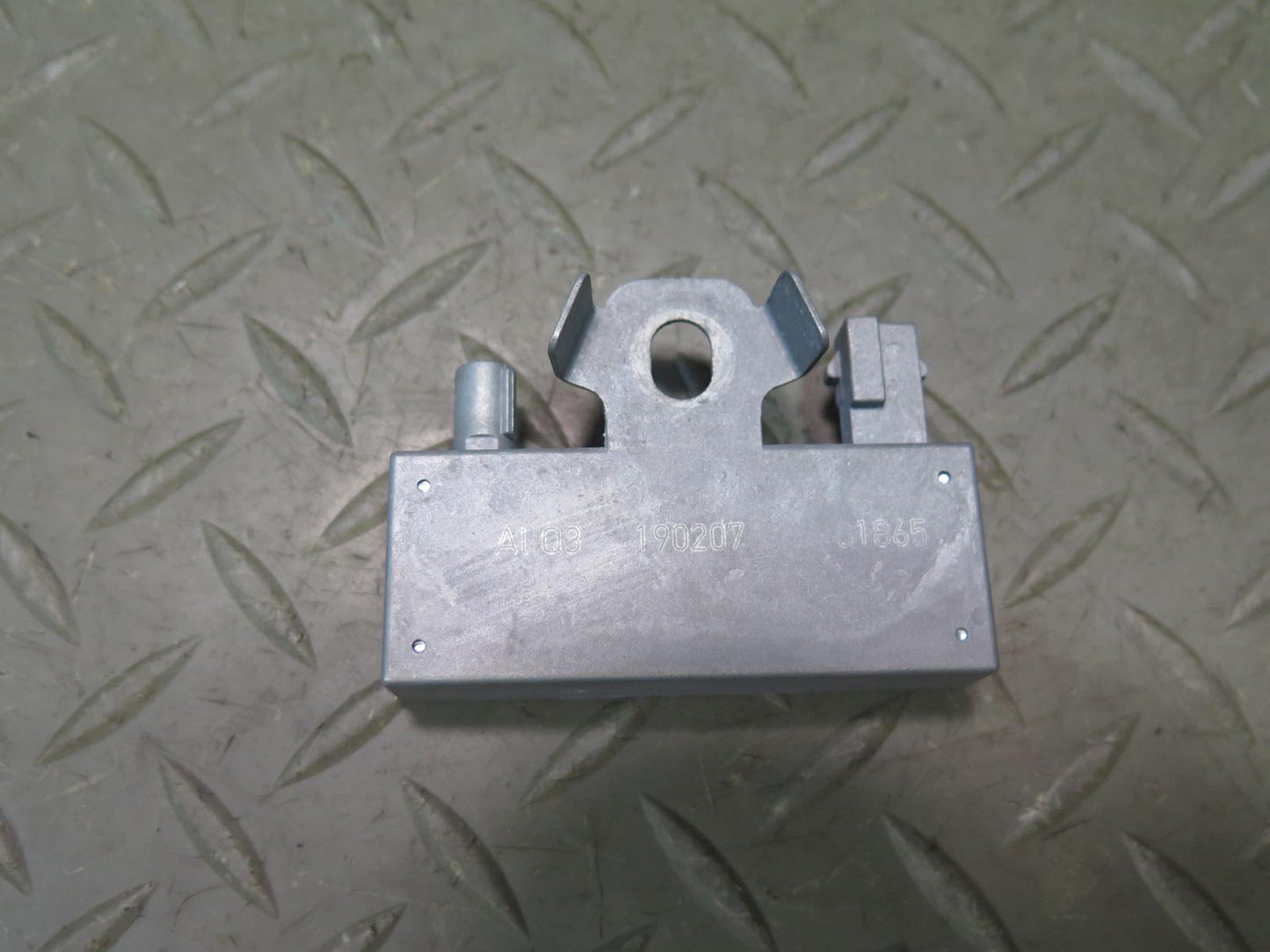 03-08 BMW E86 E85 Z4 AM FM Radio Amplifier Booster w Antenna Module Set OEM