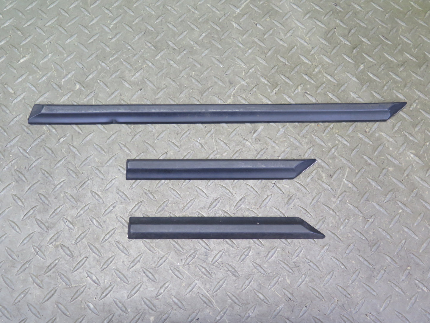 86-88 VW Scirocco MK2 16V 10pcs Left Right Door Body Fender Trim Molding Set OEM