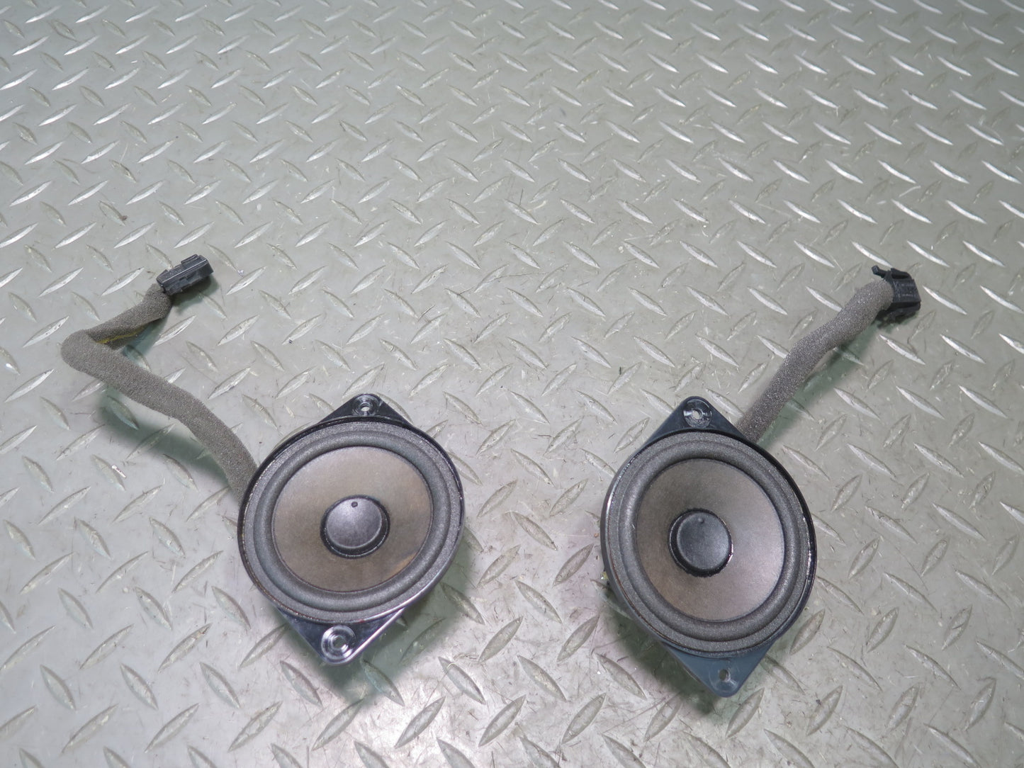 2006-2012 Bentley Flying Spur Rear Left & Right Side Door Audio Speaker Set
