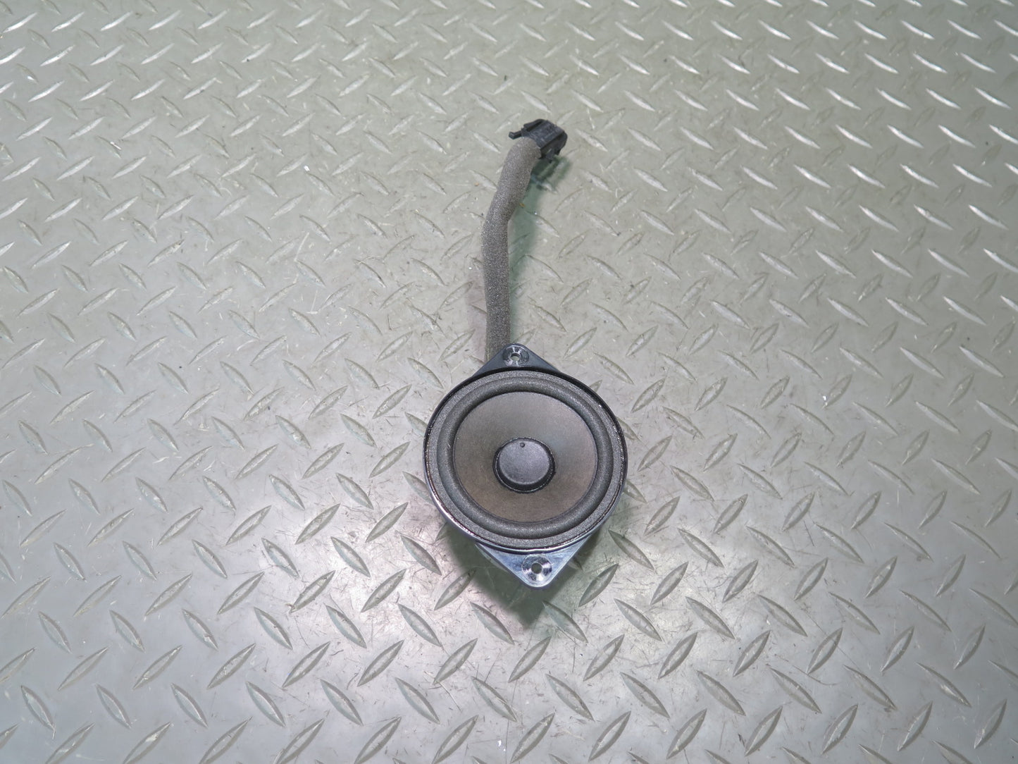 2006-2012 Bentley Flying Spur Rear Left & Right Side Door Audio Speaker Set