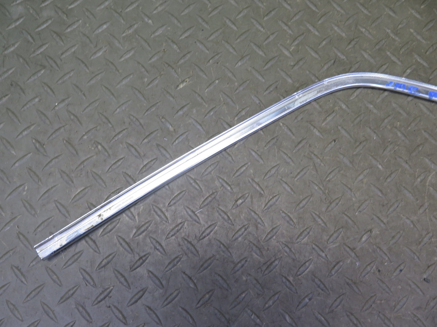 74-83 Mercedes W123 Front Right Door Window Chrome Trim Cover Molding Set OEM