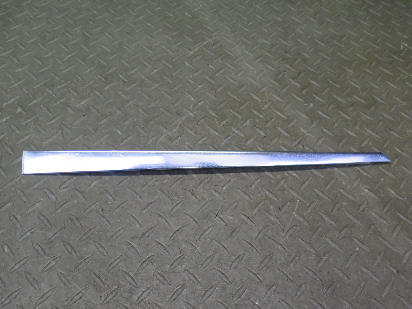 74-83 Mercedes W123 Rear Right Door Window Chrome Trim Cover Molding Set OEM