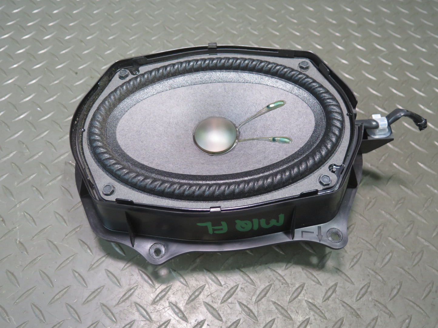 2013-2015 Infiniti JX35 QX60 Front Left & Right Door Bose Audio Speaker Set of 2