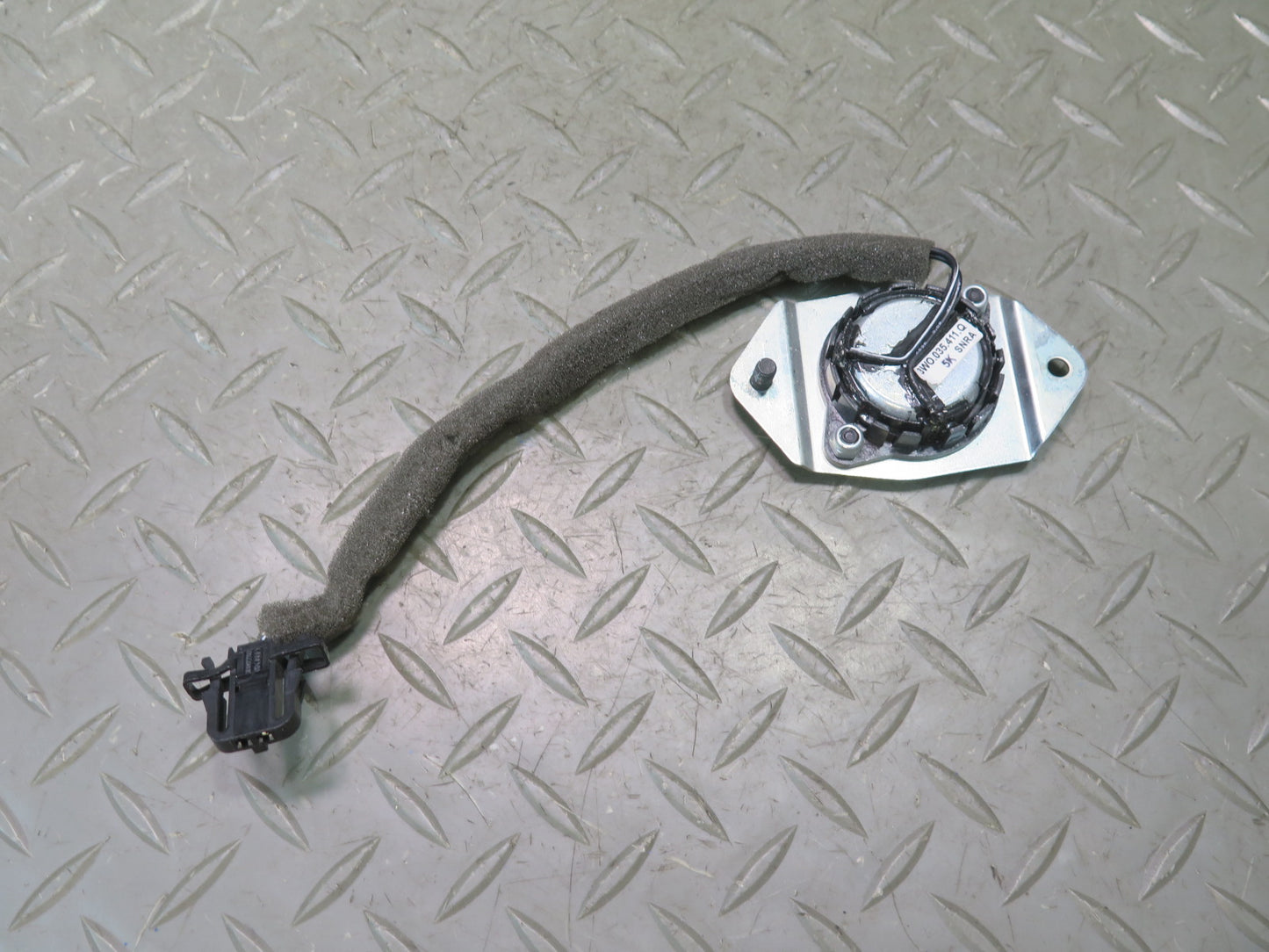 2006-2012 Bentley Flying Spur Left & Right Side Door Audio Tweeter Speaker Set