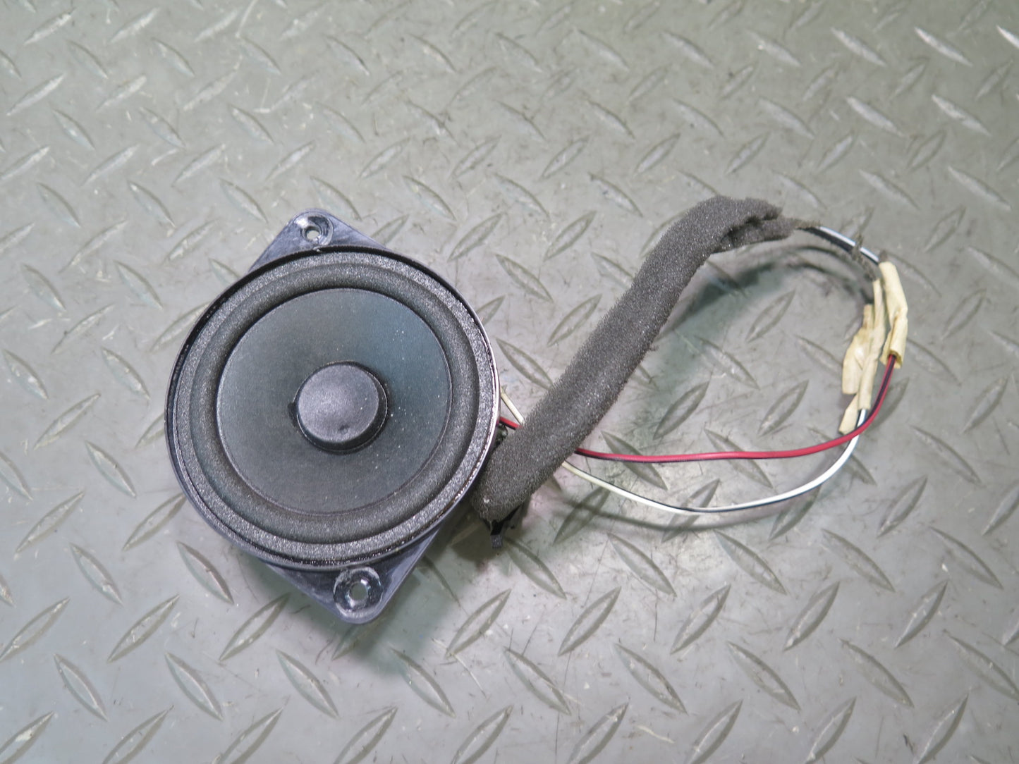 2006-2012 Bentley Flying Spur Front Left & Right Side Door Audio Speaker Set